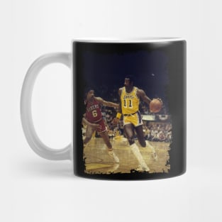 Bob McAdoo vs Julius Erving, 1981 Mug